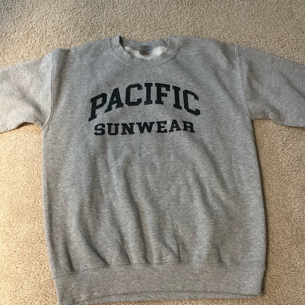 Grey/Gray crew neck